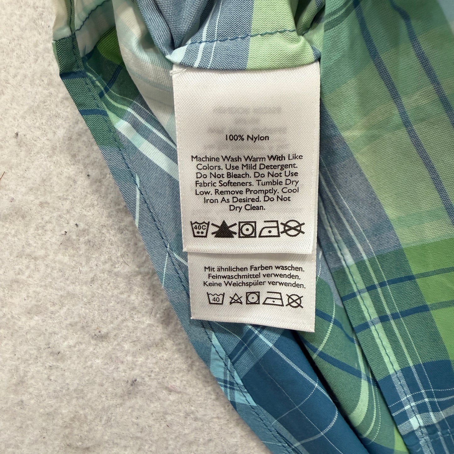 Eddie Bauer Women's Green Blue Nylon Plaid Button Up Shirt Pocket Outdoor Size M