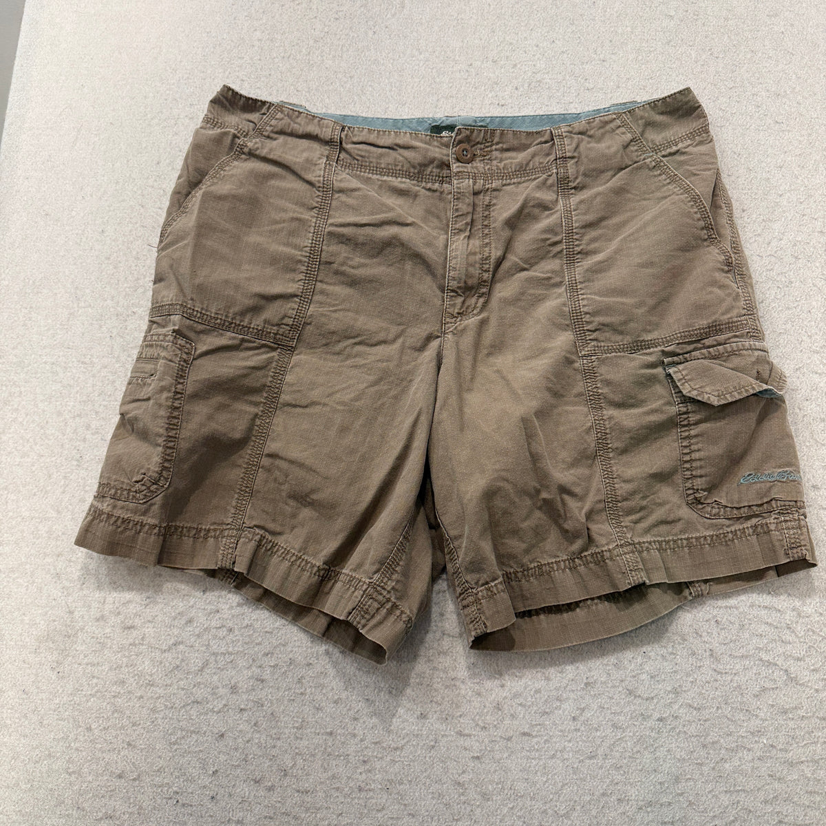 Eddie Bauer Womens Cargo Shorts Brown Size 10 photo 2