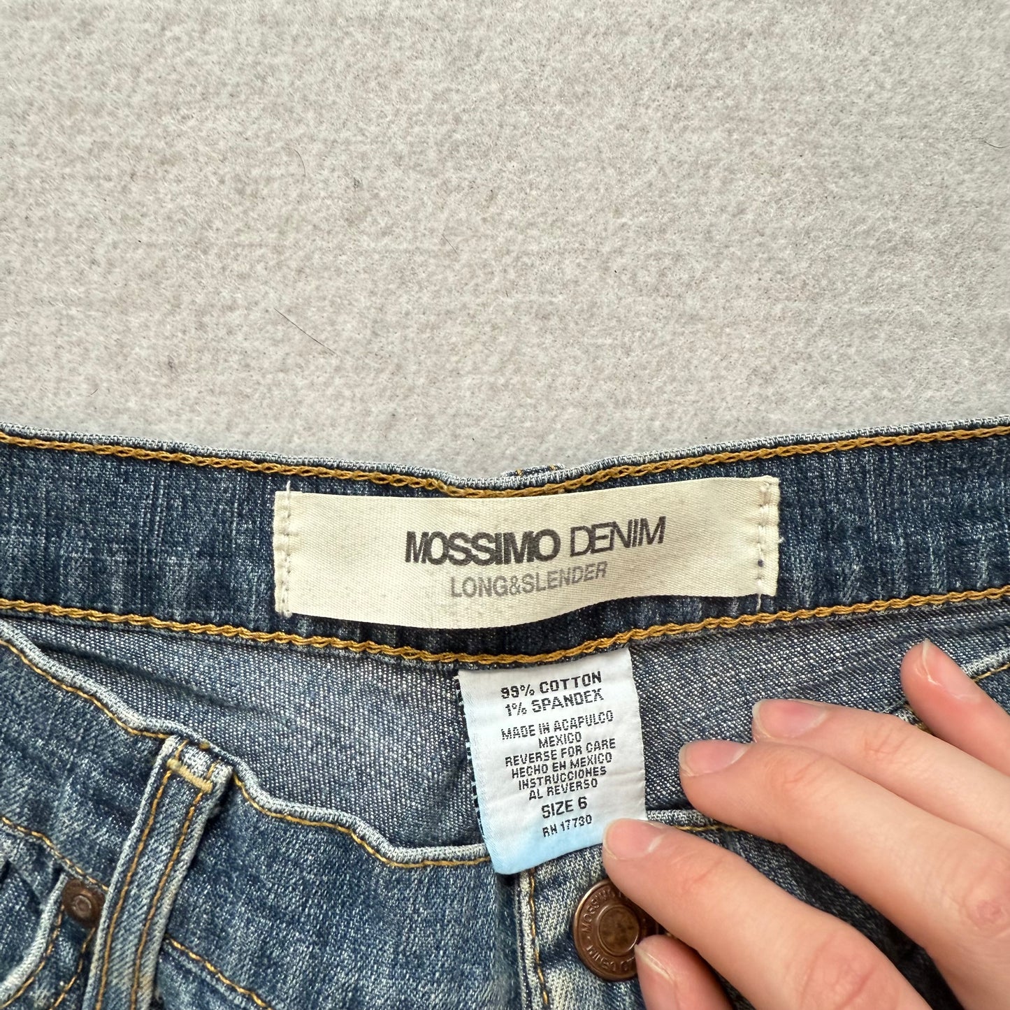 Mossimo Women's Medium Wash Blue Denim Bootcut Jeans Streetwear Preppy Size 6