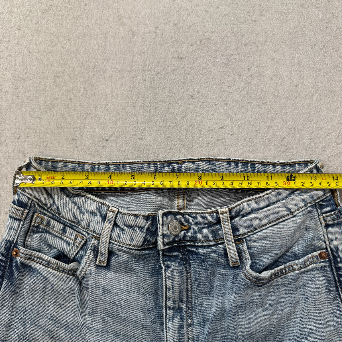 Old Navy Higher High-Rise Flare Jeans Women's Acid Light Wash Denim Size 8 photo 4