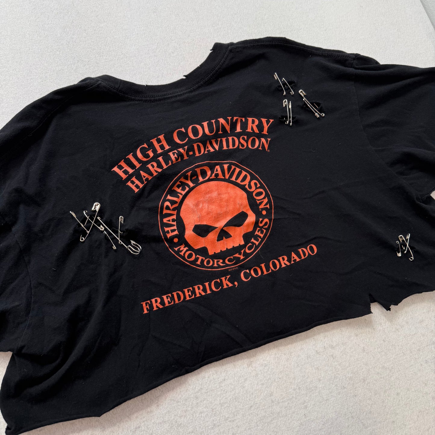 Harley-Davidson Women's Black Custom Cut-Off Cropped T-Shirt Graphic Tee Size L