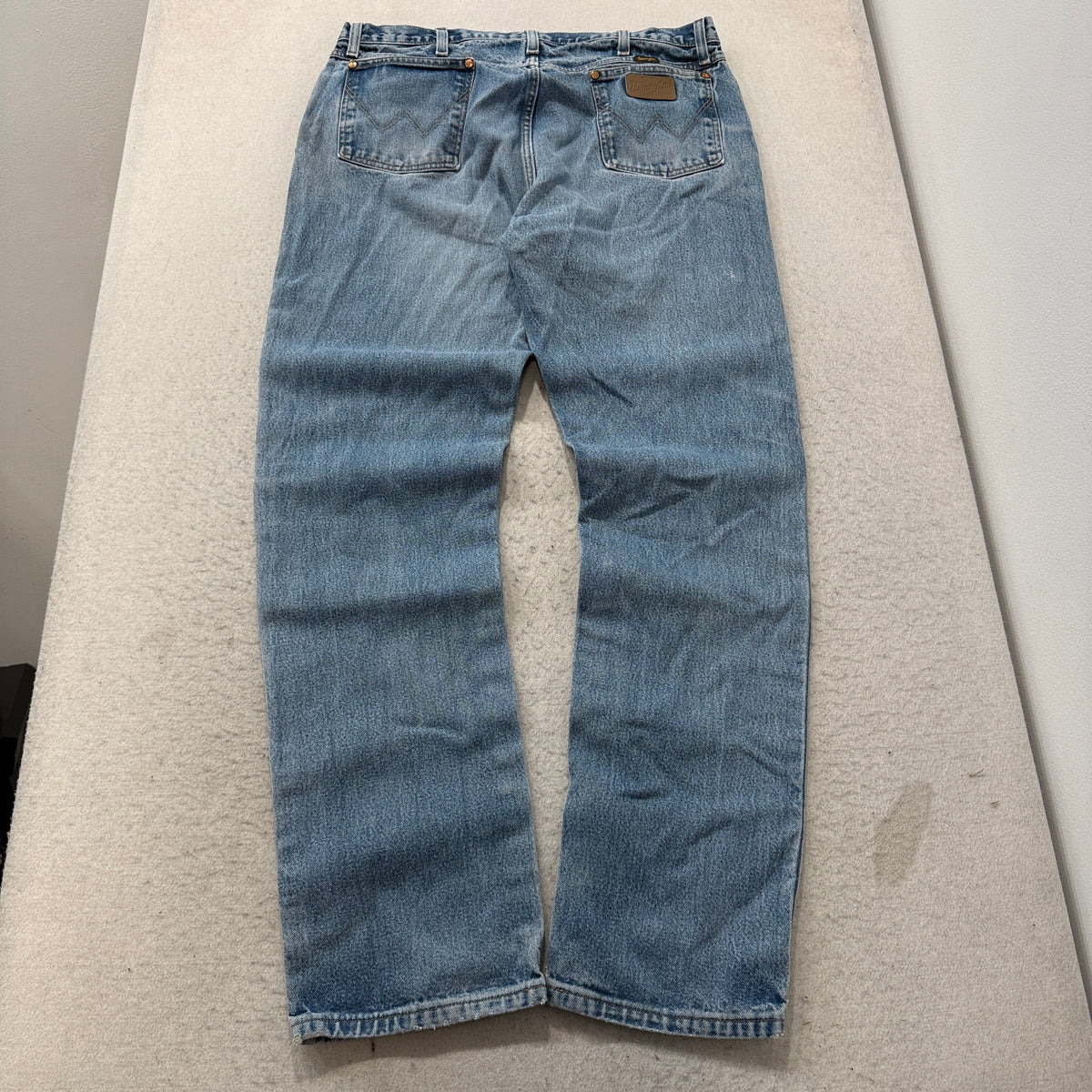 Vintage Wrangler 13MWZ Cowboy Cut Jeans Men's Light Wash USA Style Size 40x38 photo 2