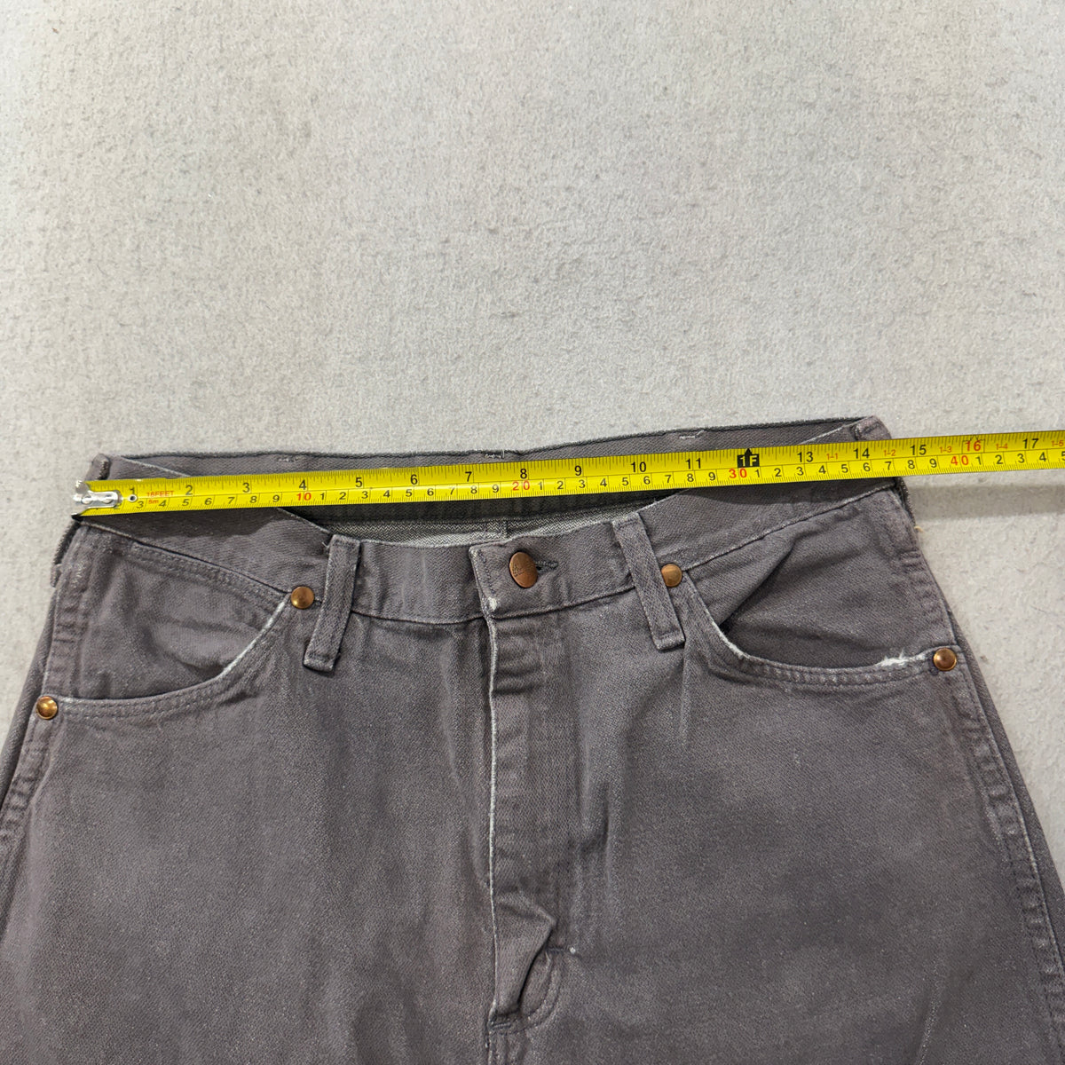 Wrangler Vintage Gray Denim Jeans USA Size 31x34 photo 4
