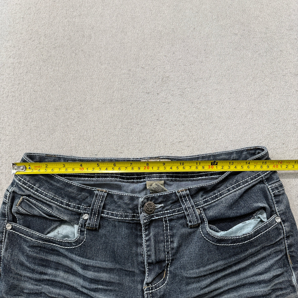 Earl Jean Women's Blue Dark Wash Denim Cuffed Capri Jeans Distressed Size 8P
