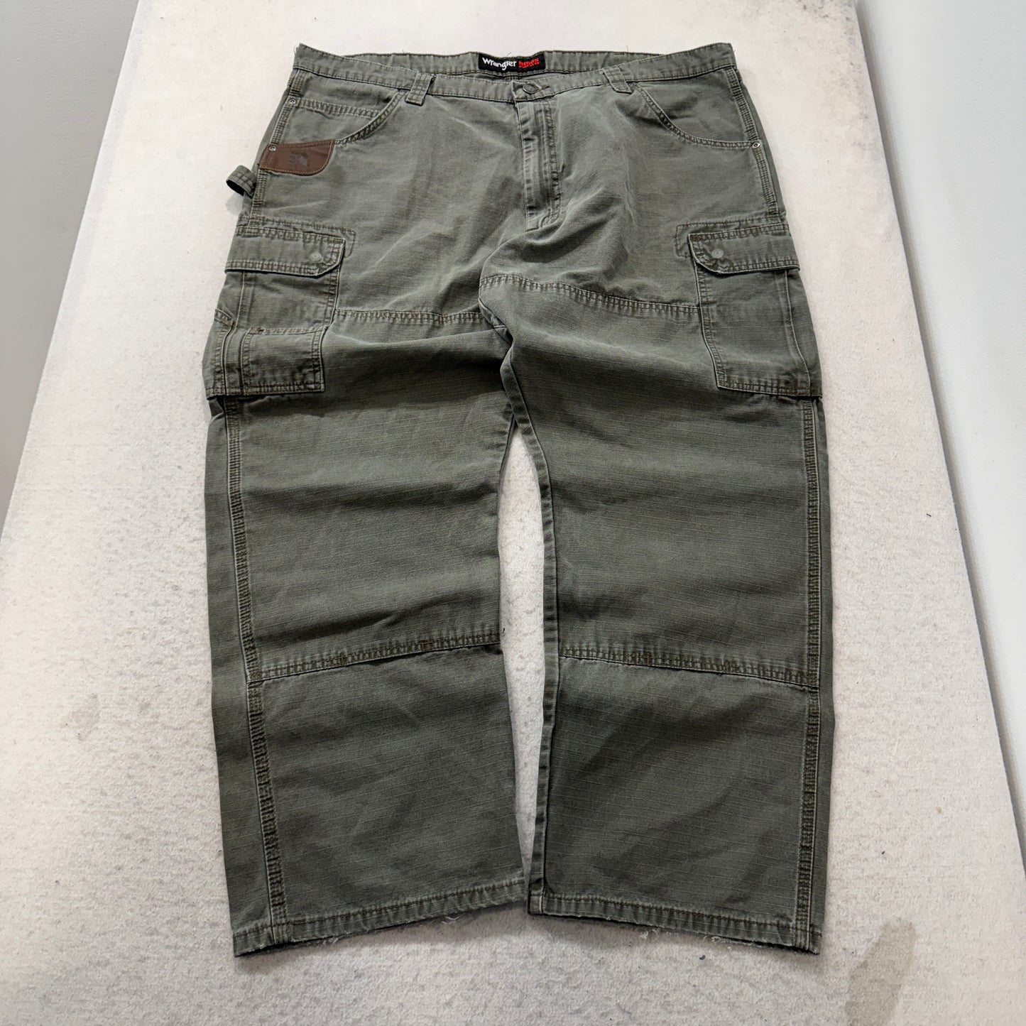 Wrangler Riggs Workwear Men Olive Green Carpenter Pants Pockets Classic Size W42