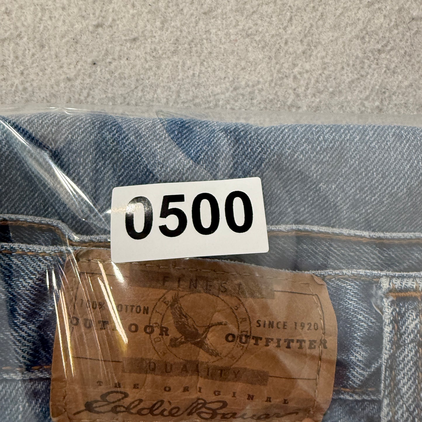 Vintage Eddie Bauer Men's Blue Denim Jeans Loose Fit Outdoor Pockets Size 33x32