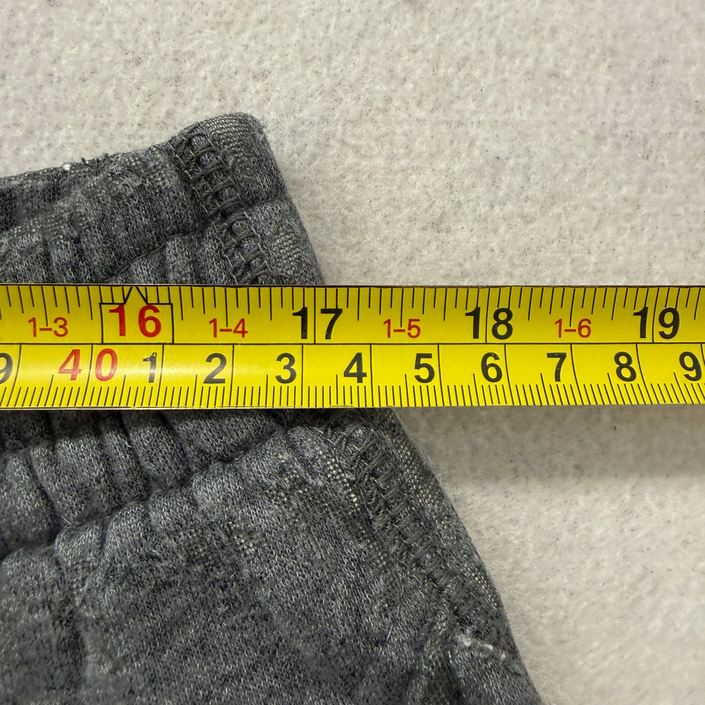 Nike Men's Charcoal Gray Fleece Sweatpants Elastic Waistband Pockets Size L