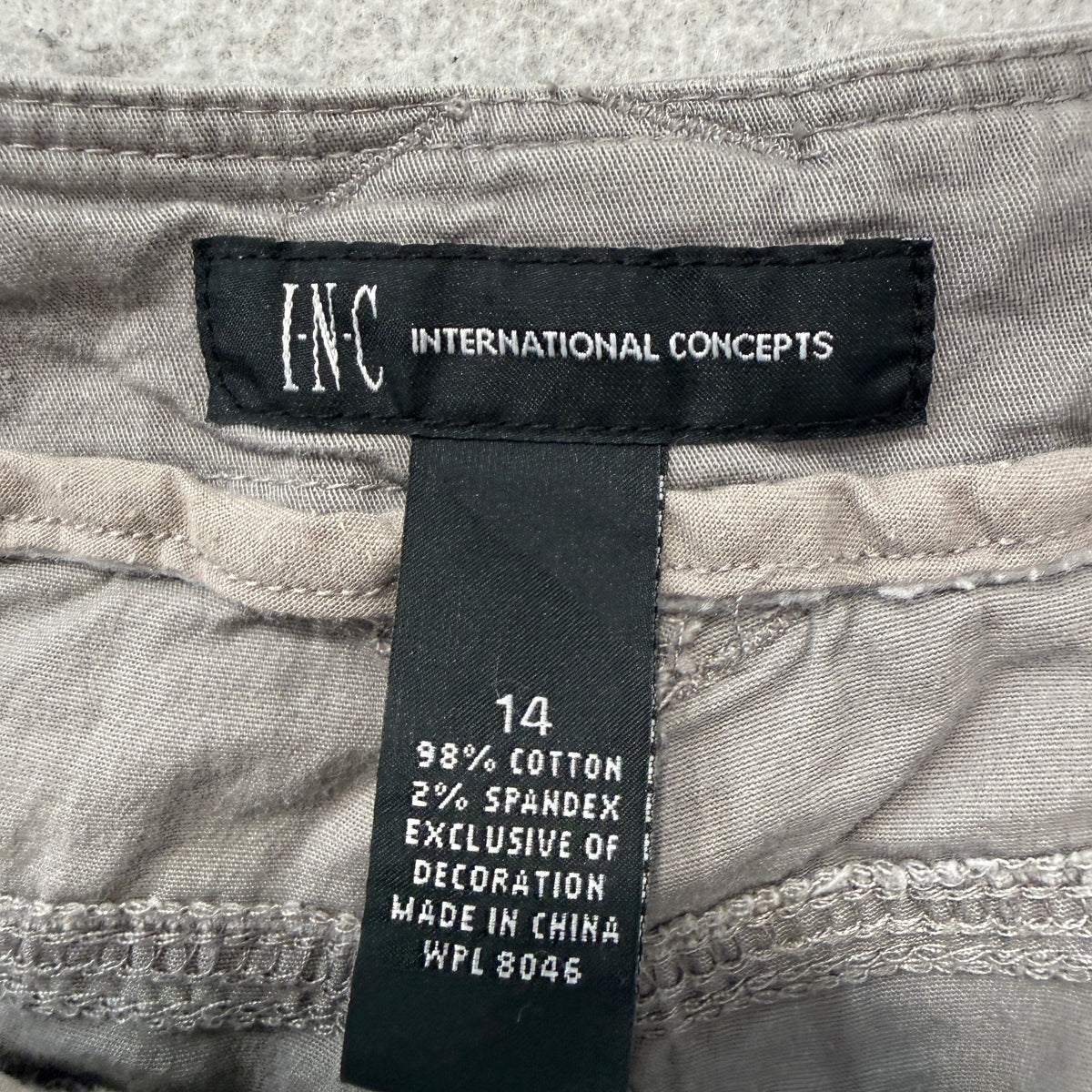 INC International Concepts Cargo Capri Pants Women's Gray Ruched Size 14 photo 3