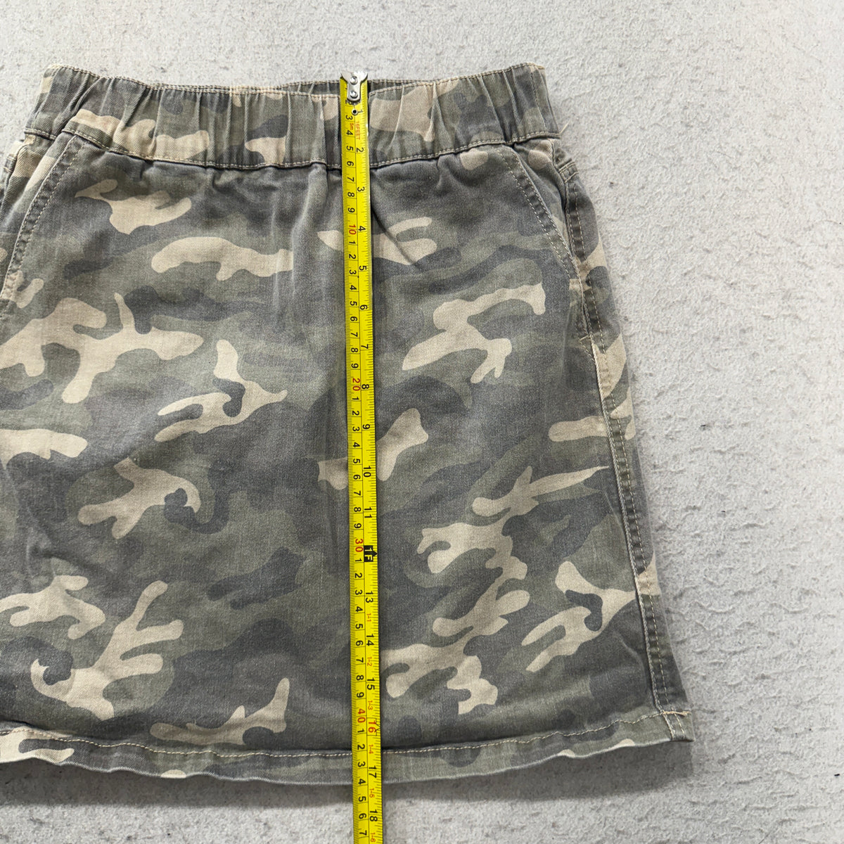 Boston Proper Camo Mini Skirt Women's Green Camouflage Pull-On Pockets Size 6 photo 4