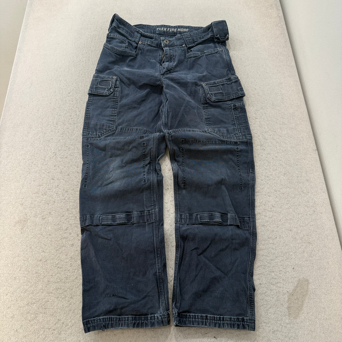 Duluth Trading Co. Flex Fire Hose Relaxed Fit Cargo Work Pants Size 32x32 photo 1