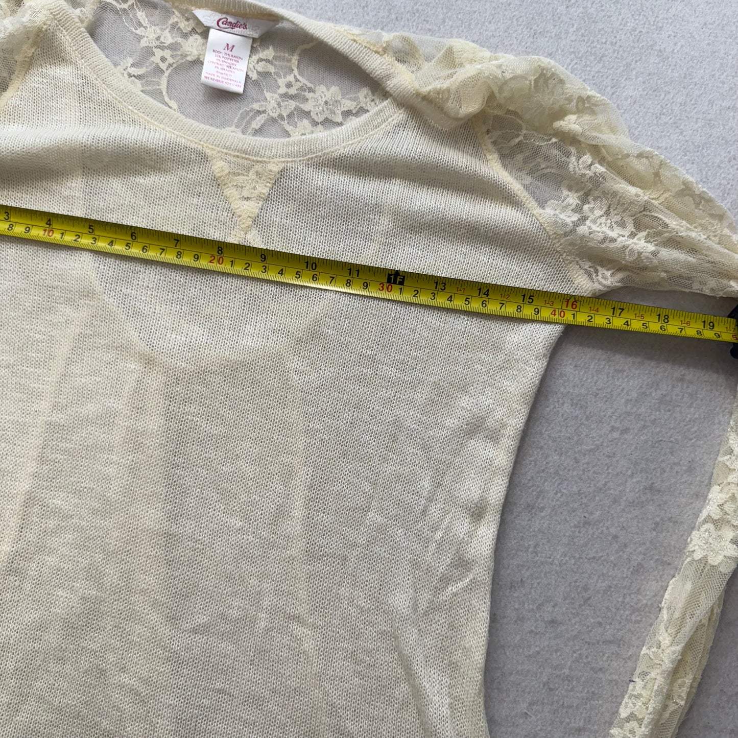 Candie's Women Cream Sheer Lace Pullover Top Long Sleeve High-Low Hemline Size M