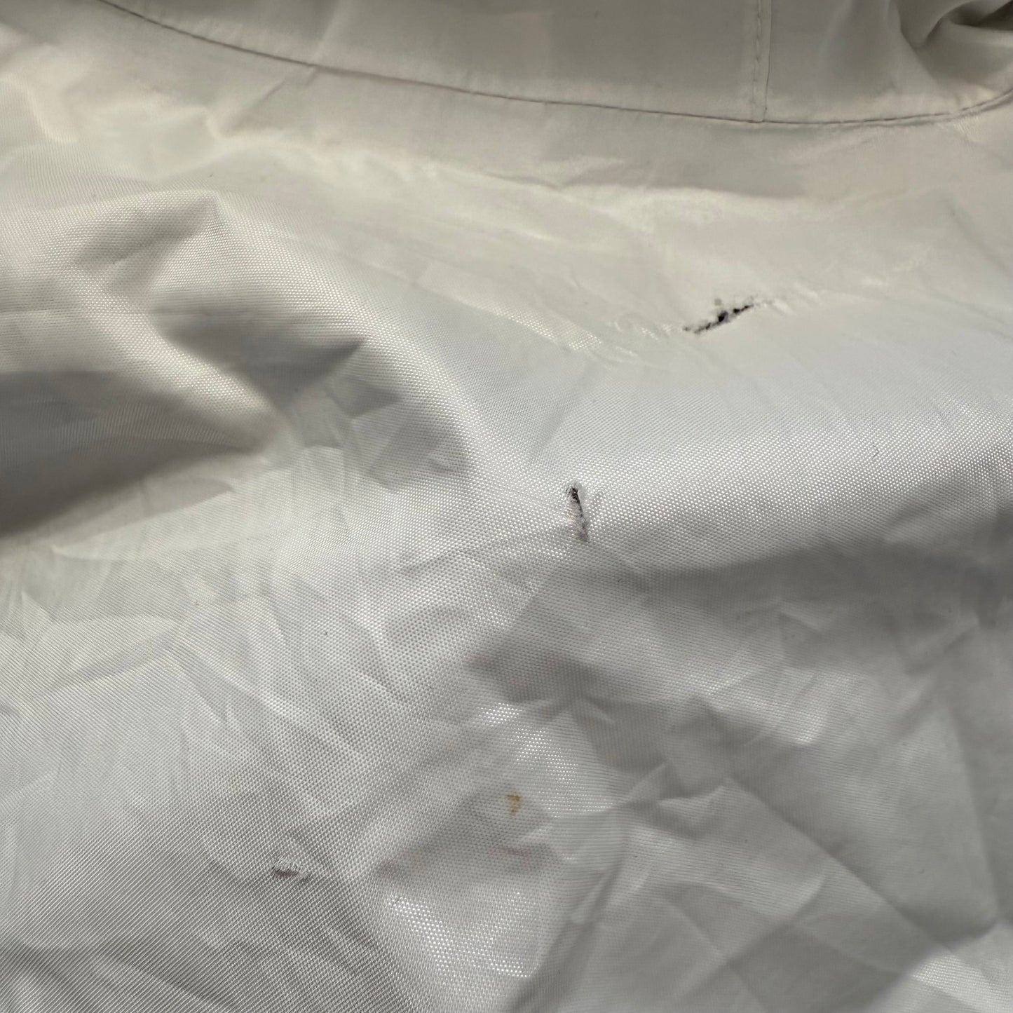 Columbia Women's White Nylon Zip Up Lightweight Windbreaker Jacket Y2K Size S