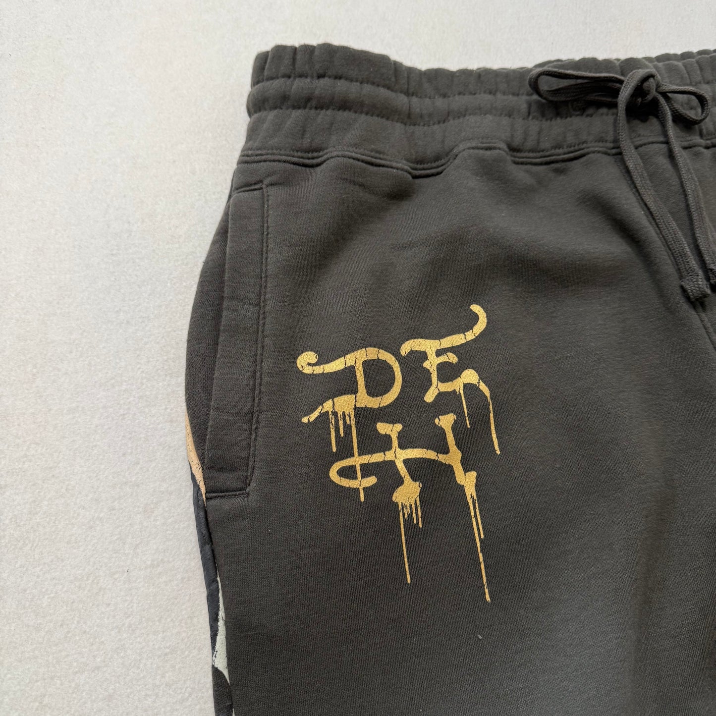 ED HARDY “Flame Reaper” SUNFADED CHARCOAL BAGGY PANTS