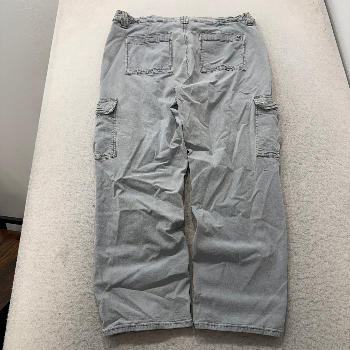 American Eagle Stretch Cargo Pants Light Gray Size L photo 2