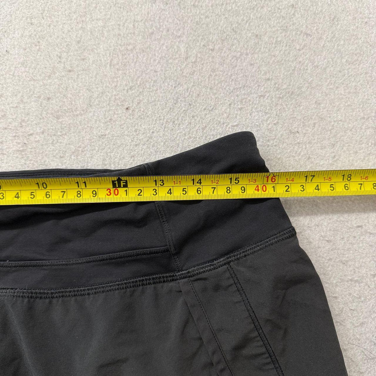 Vintage Y2K 2000's Women's Lululemon Black Baggy Athletic Shorts
