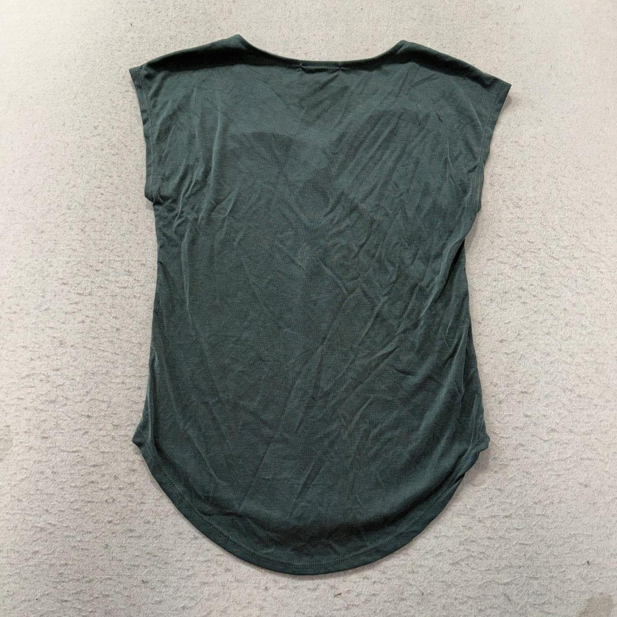 Vintage Y2K 2000's Women's Green Envelope Sage Green Boxy Blank Sleeveless Tee