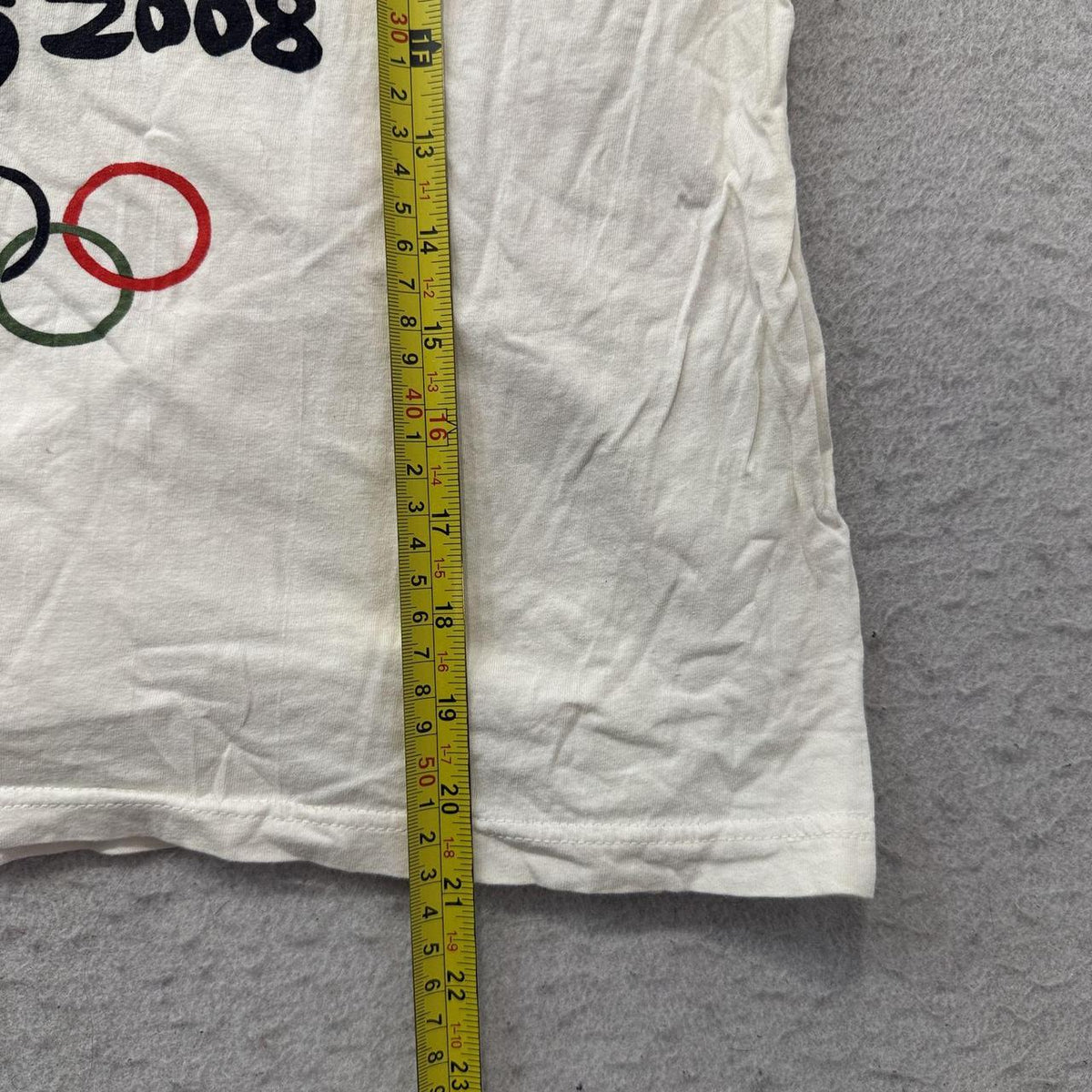 Vintage Y2K 2000's Cream Graphic Beijing 2008 Olympics Tee