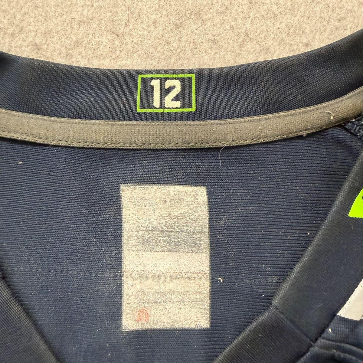 Vintage Y2K 2000's Women's Nike Navy Seahawks Graphic Spellout Football Jersey