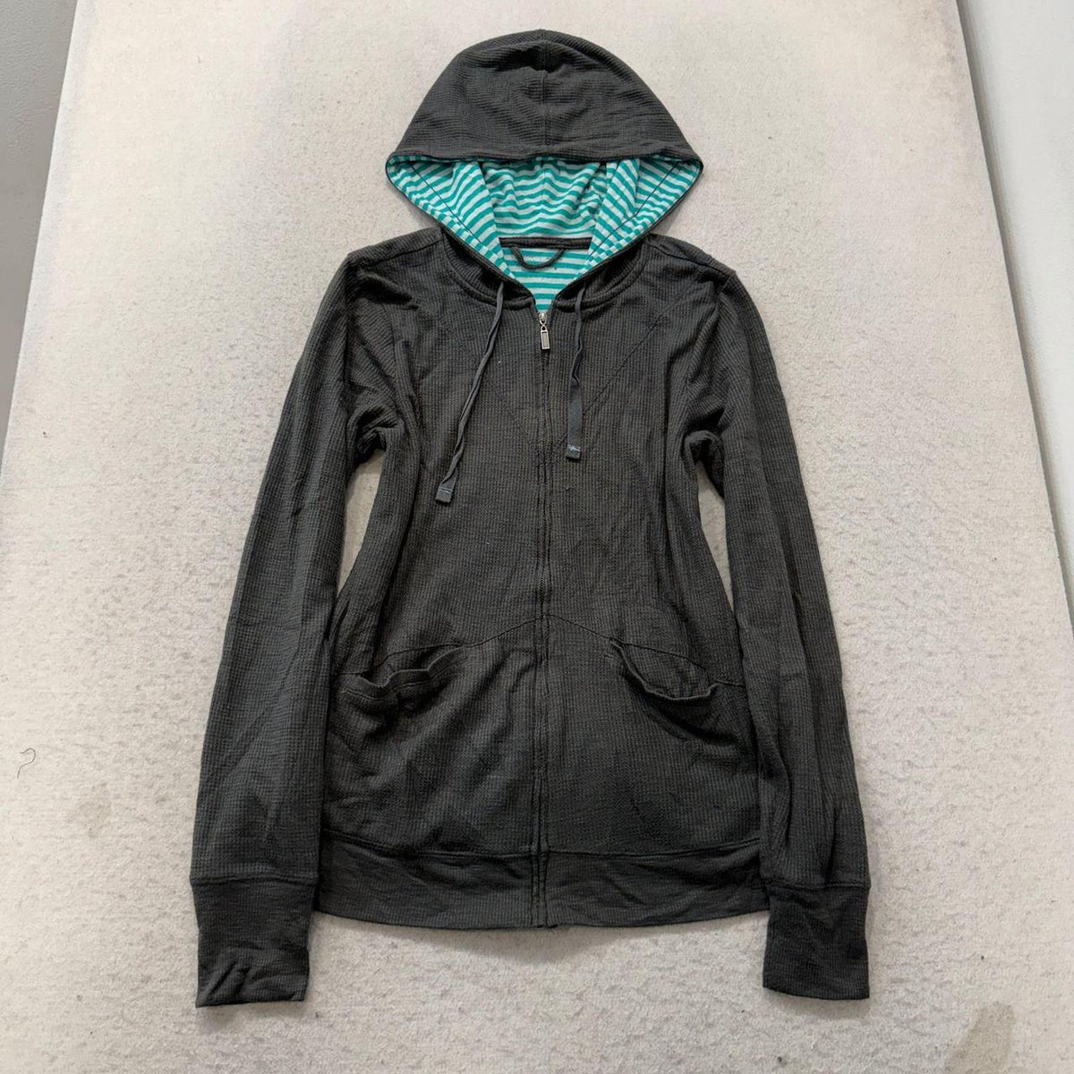 Vintage Y2K 2000's Women's Charcoal Grey Zip Up Oversized Hoodie Jacket