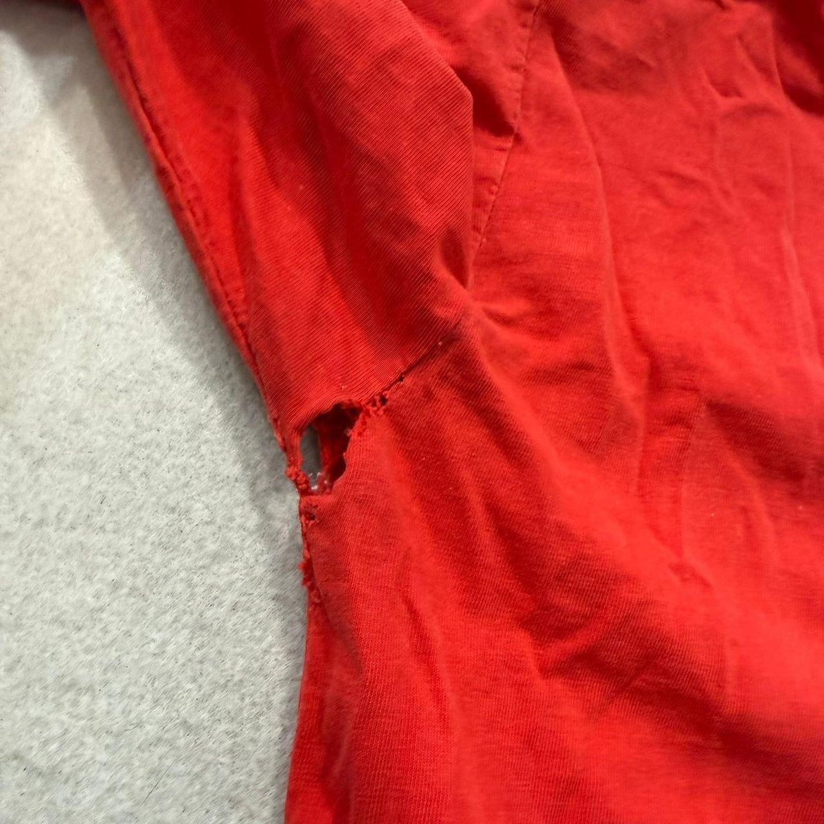 Vintage Y2K 2000's Women's YSL Red Graphic Tee