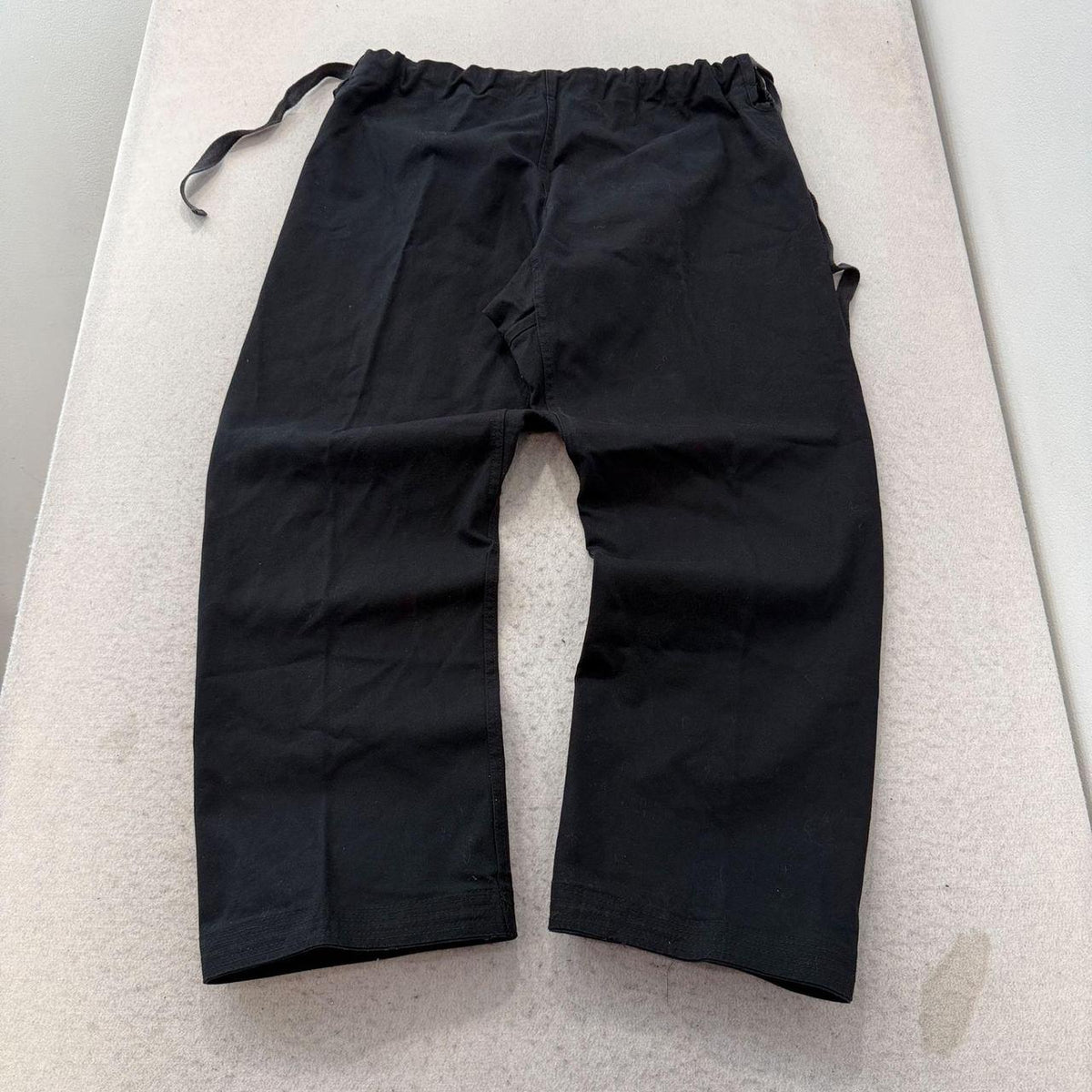 Vintage Y2K 2000's Women's Black Open Leg Distressed Cotton Pants