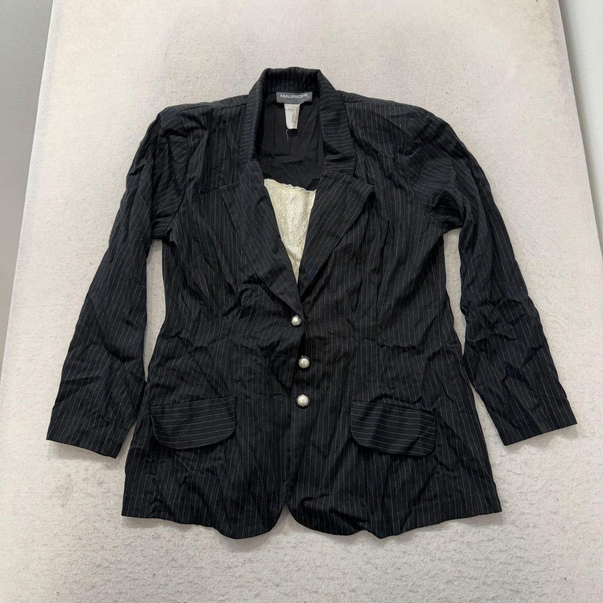 Vintage Y2K 2000's Women's Maurices Black Pinstripe Oversized Blazer