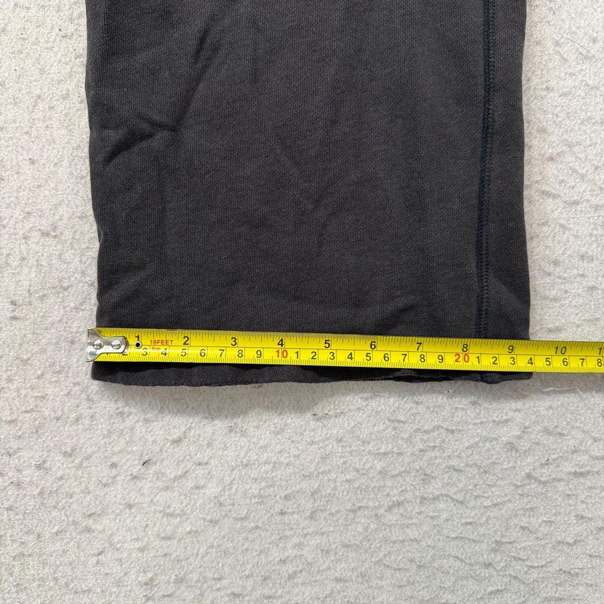 Vintage Y2K 2000's Women's Old Navy Black Faded Baggy Capri Pants