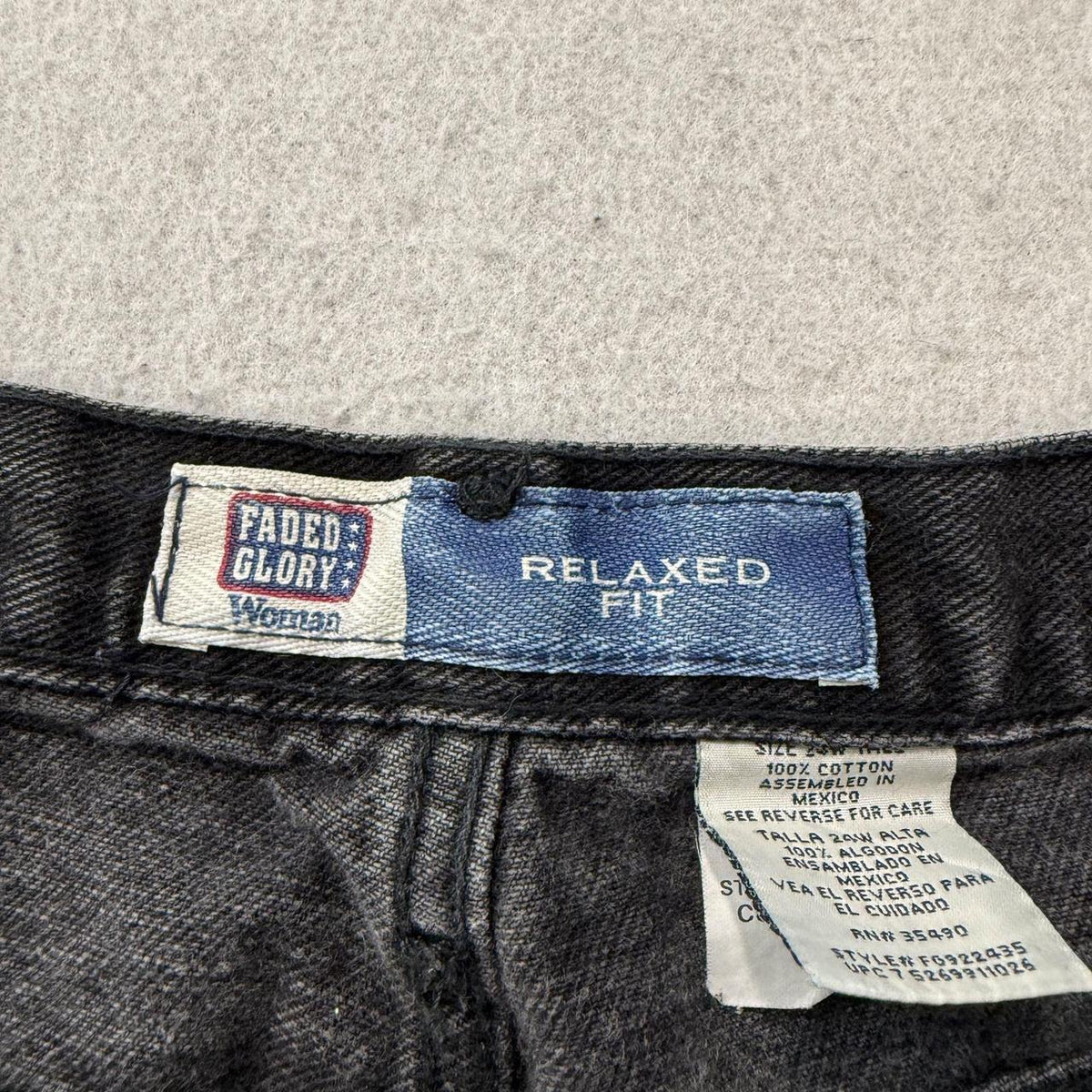 Vintage 90s Women's Faded Glory Faded Baggy Jeans