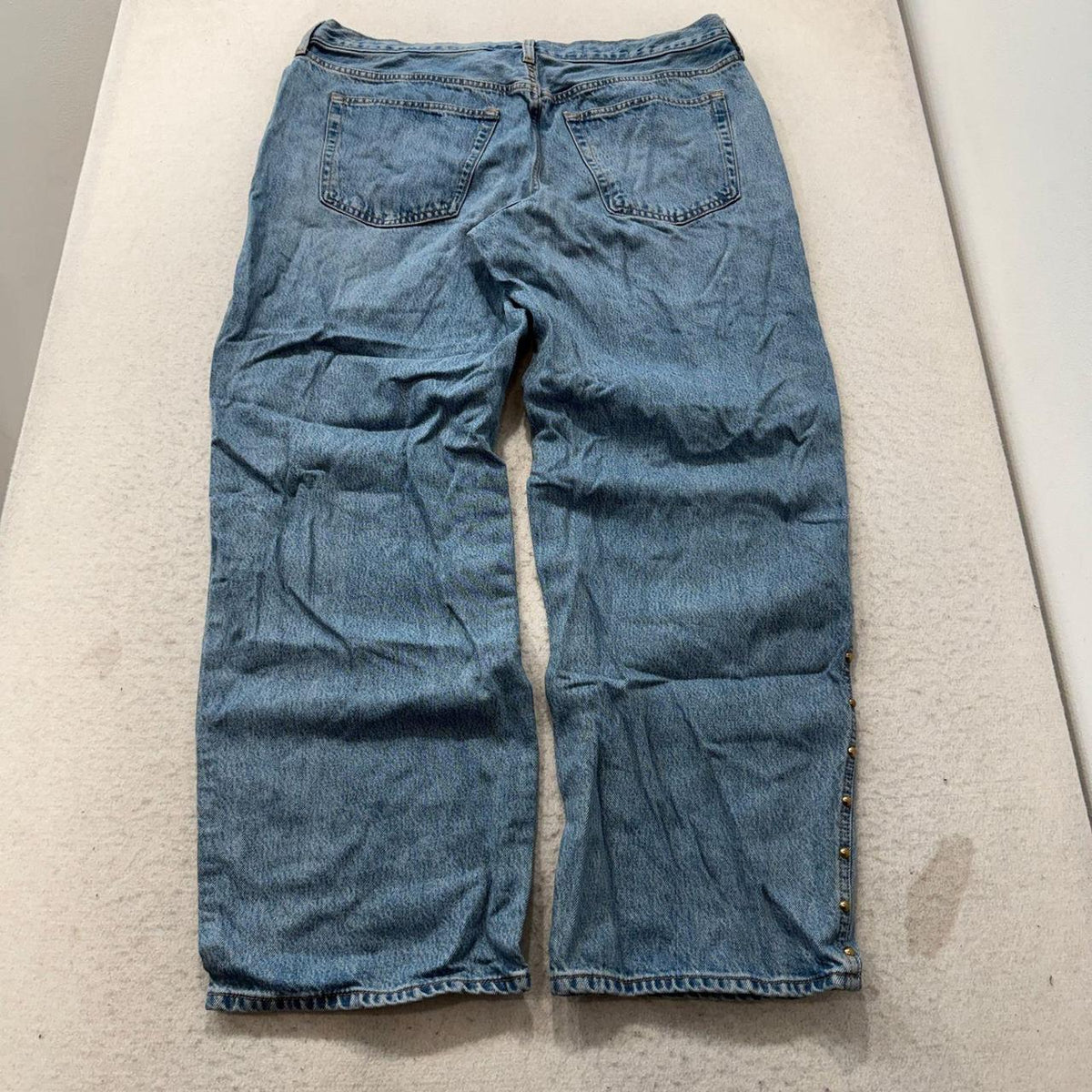 Vintage Y2K 2000's Women's Universal Thread Baggy Faded Jeans