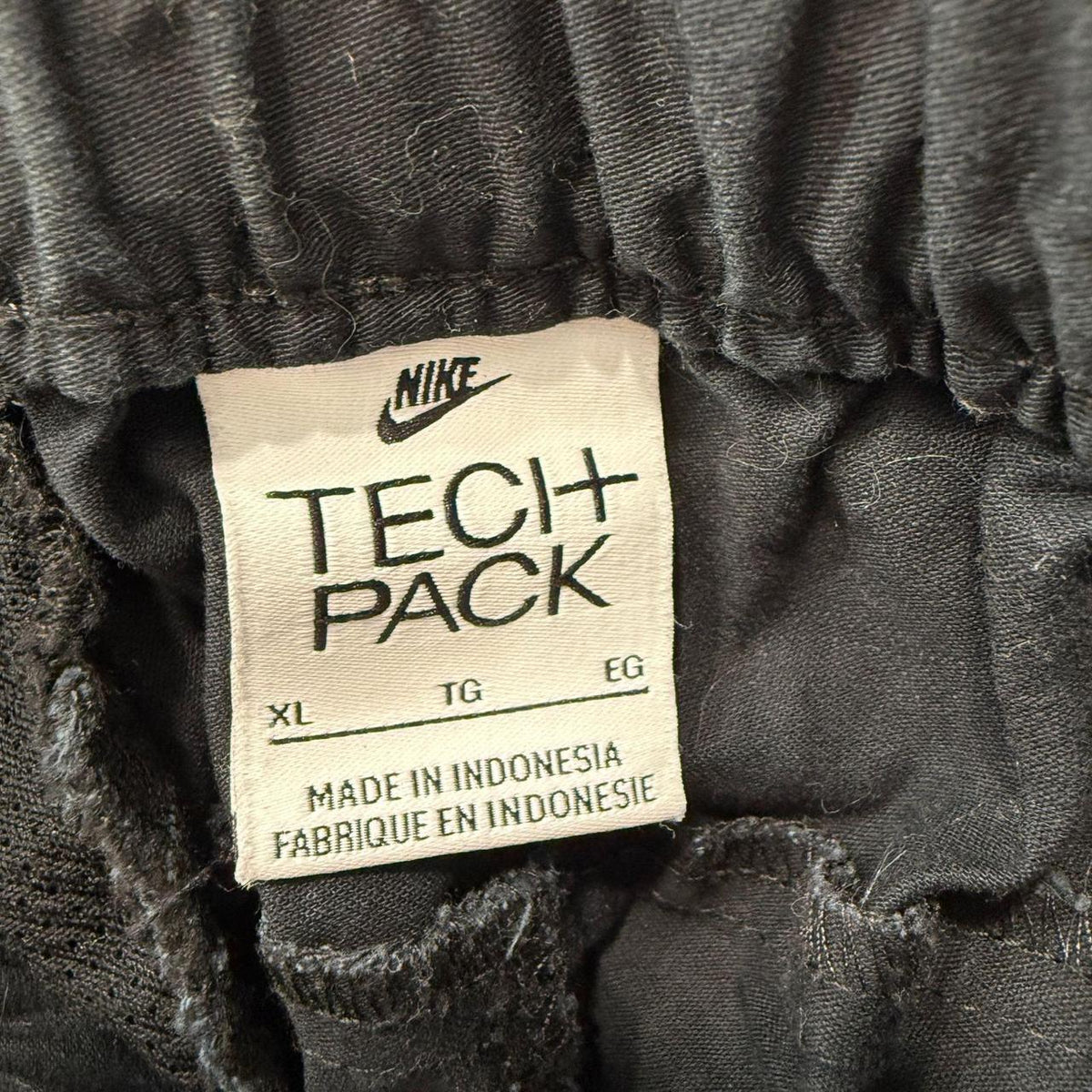 Vintage Y2K 2000's Nike Black Baggy Tech Pack Track Pants