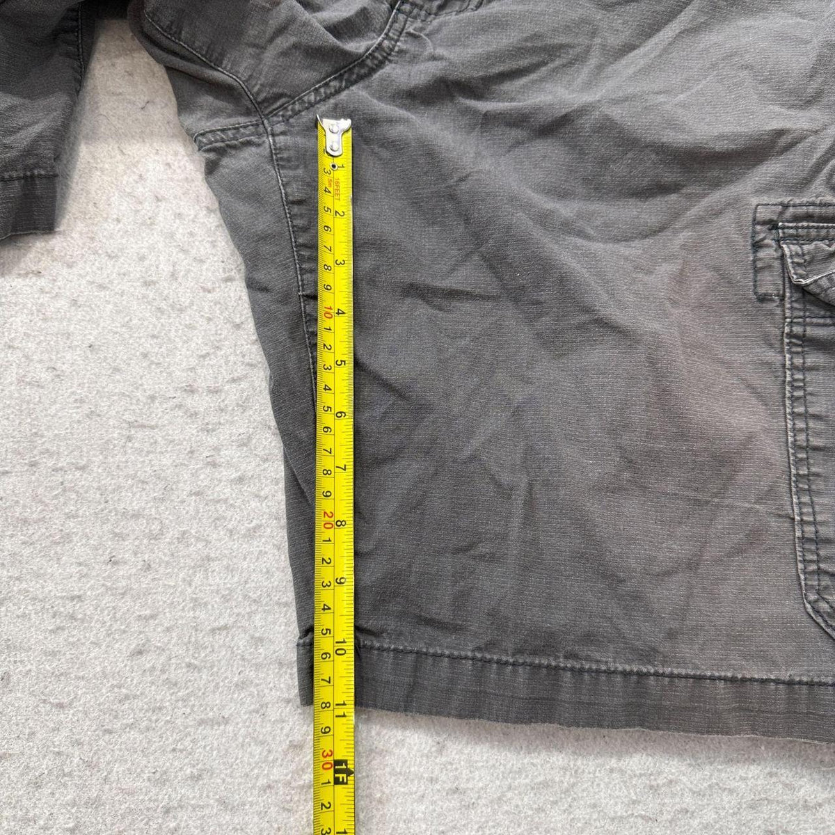 Vintage Y2K 2000's Eddie Bauer Charcoal Grey Baggy Cargo Shorts