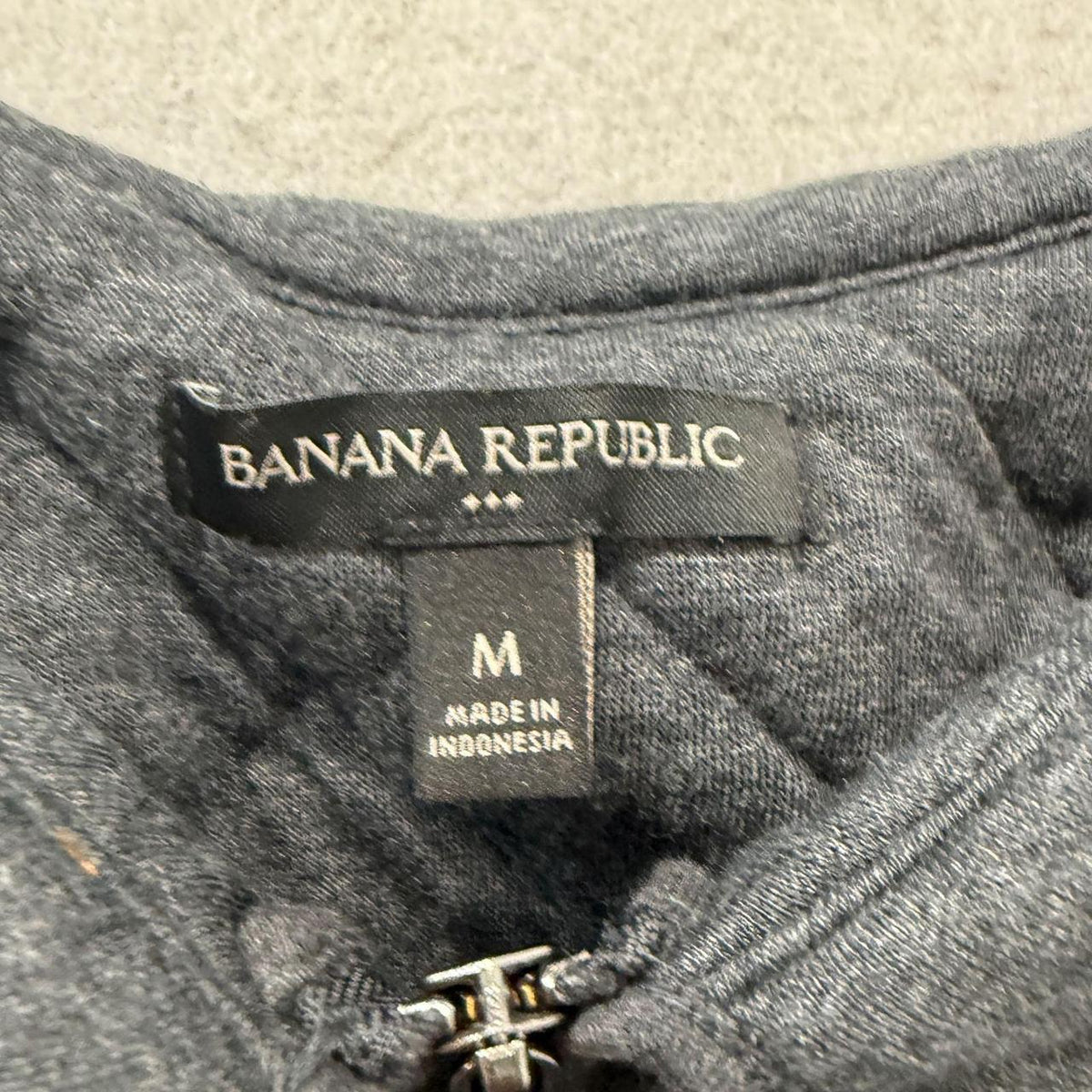 Vintage Y2K 2000's Banana Republic Charcoal Boxy Quilted Jacket