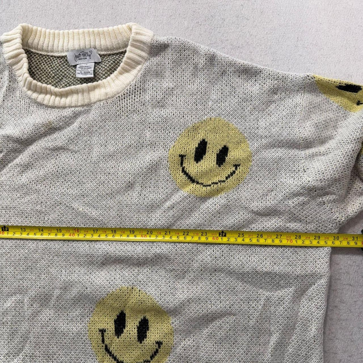 Vintage Y2K 2000's Just Polly Cream Oversized Graphic Smiley Sweater