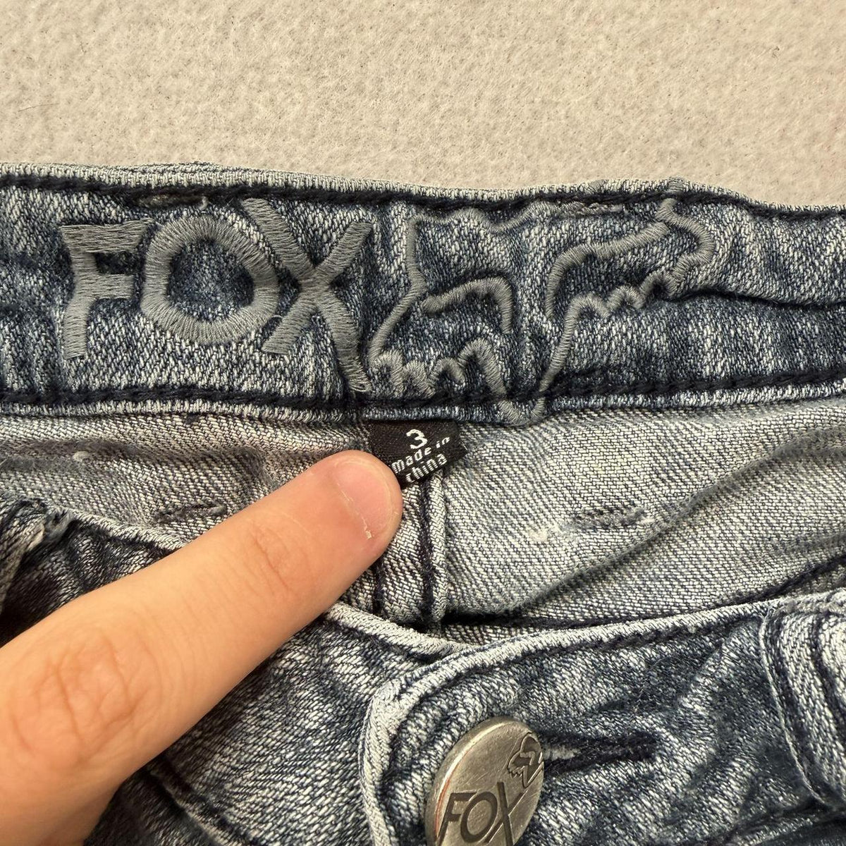 Vintage Y2K 2000's Women's Fox Faded Flare Jeans