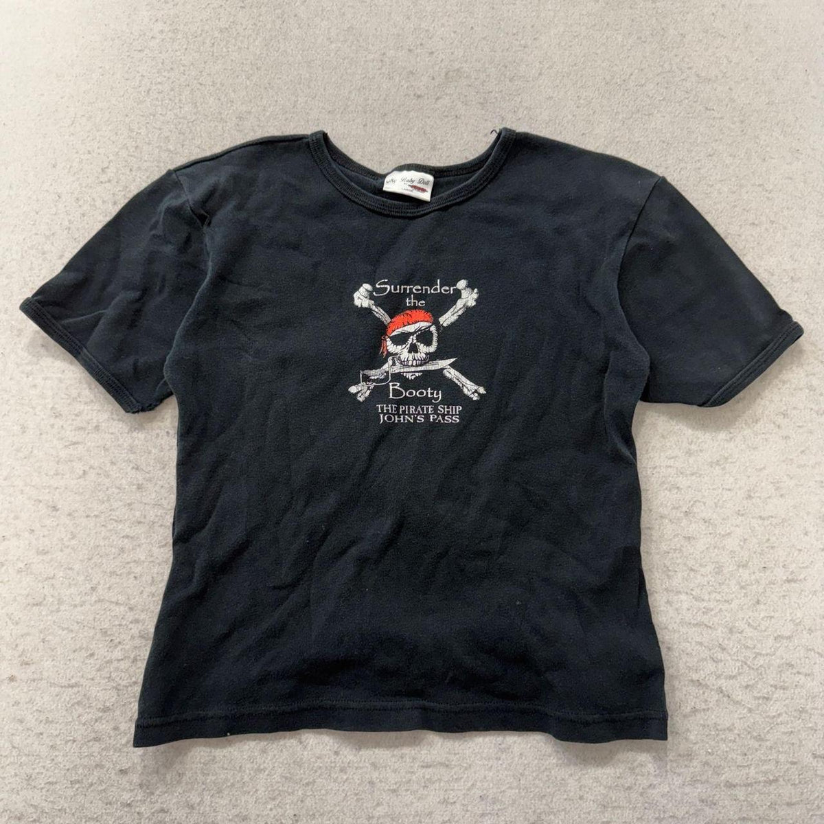 Vintage Y2K 2000's Women's Black Boxy Faded Graphic Tee