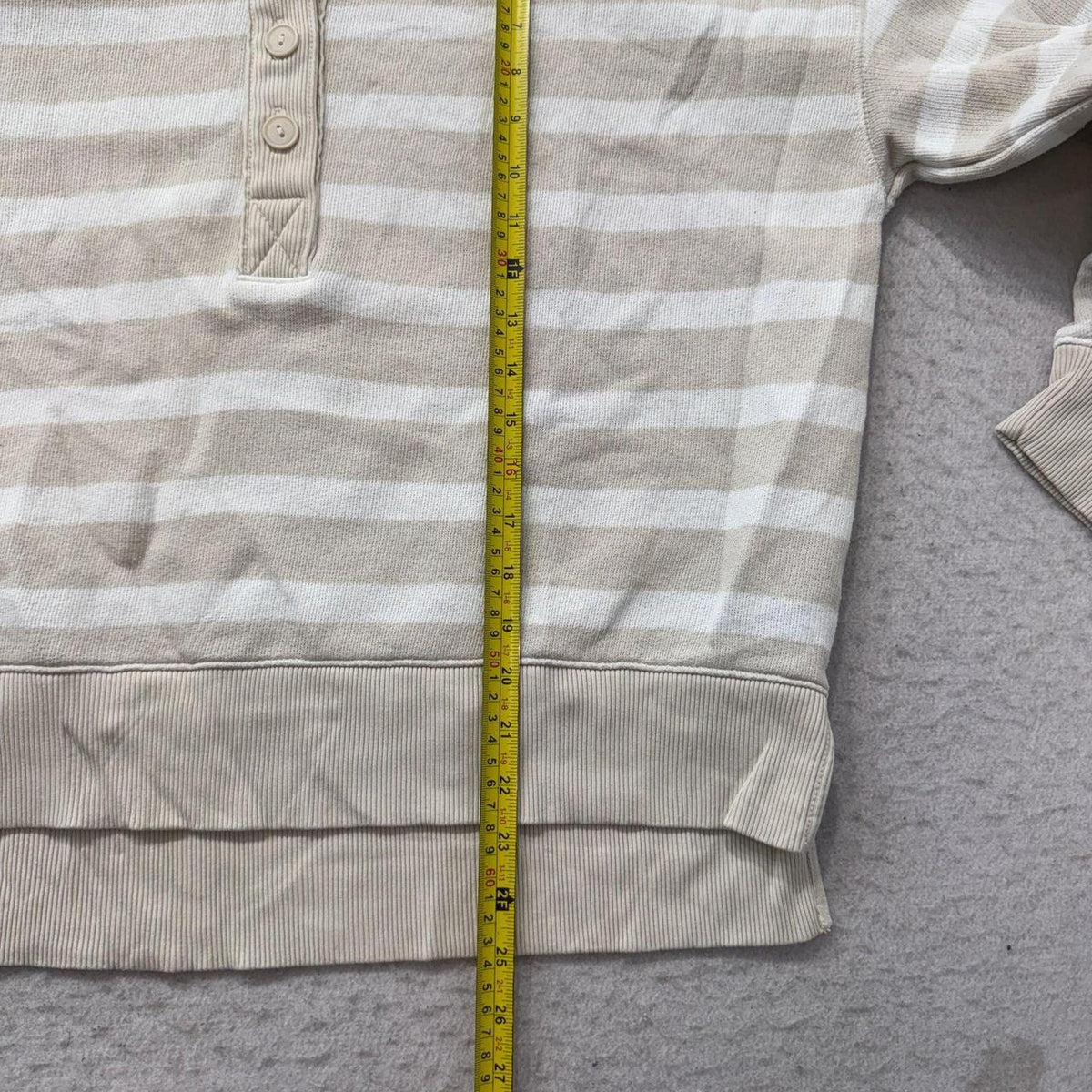 Vintage Y2K 2000's American Eagle Cream Striped Oversized Sweatshirt