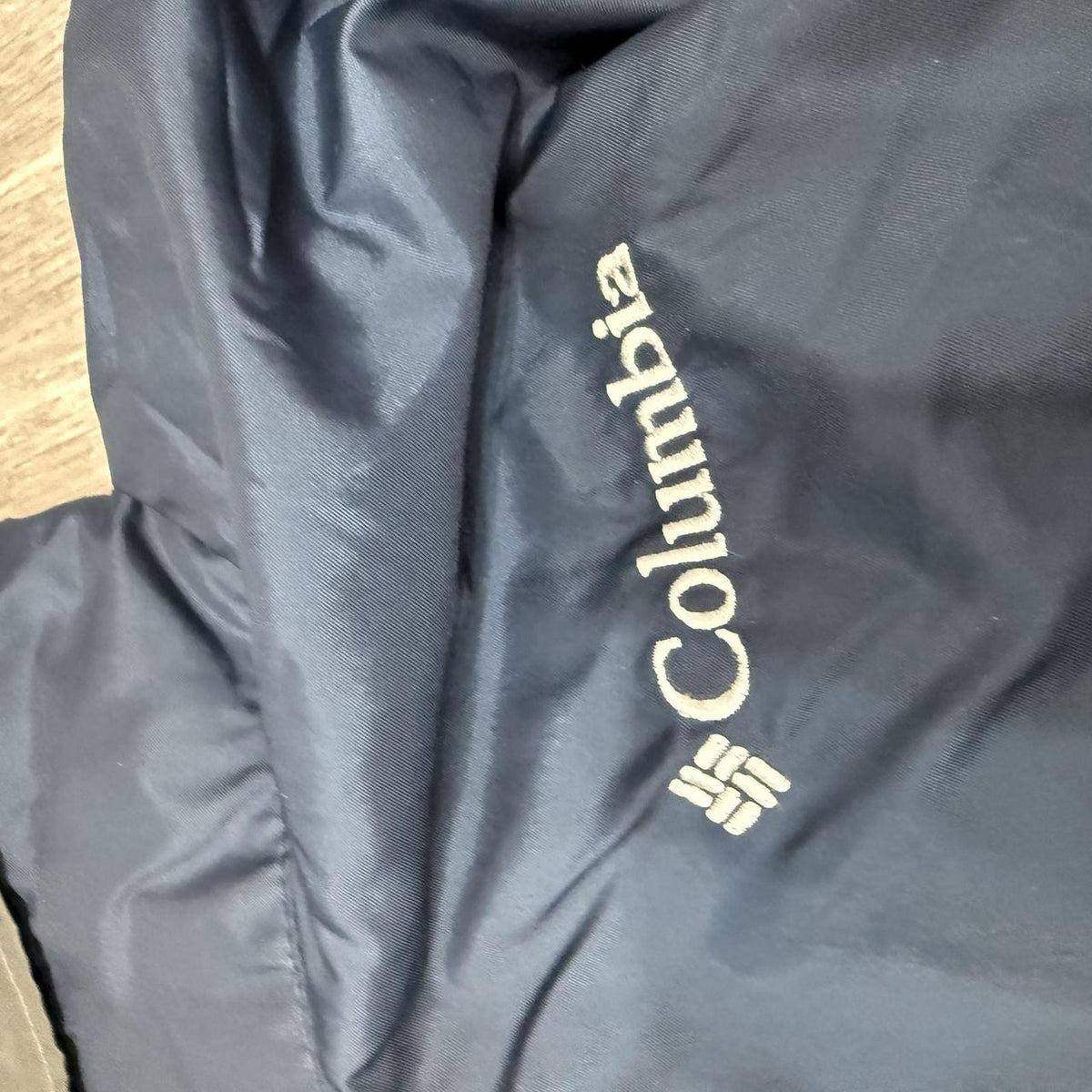 Vintage Y2K 2000's Columbia Navy Oversized Insulated Winter Jacket
