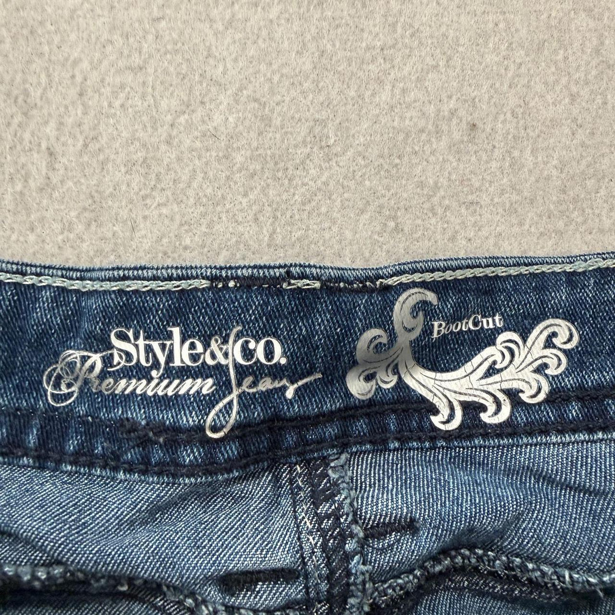 Vintage Y2K 2000's Women's Style&Co. Faded Bootcut Jeans