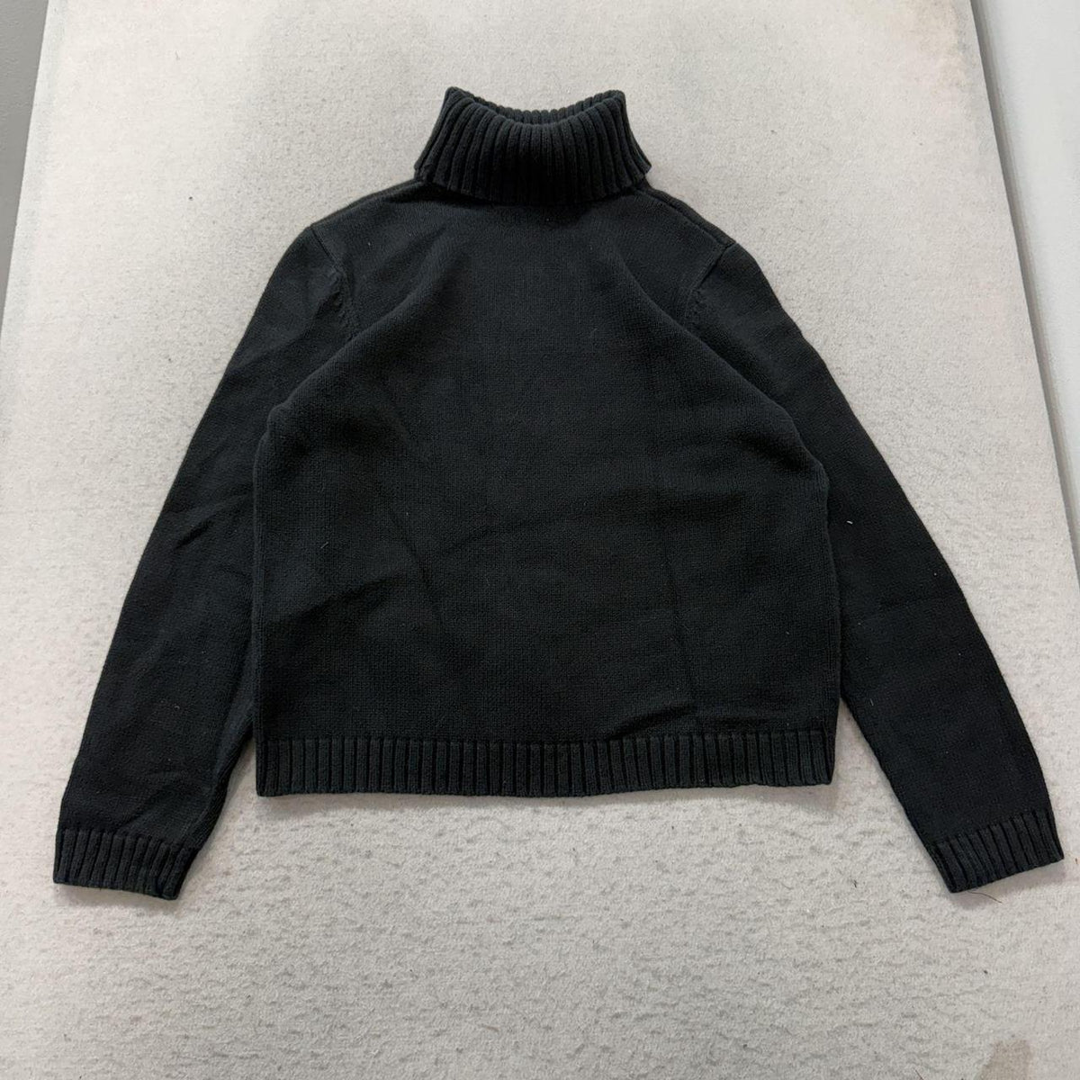 Vintage Y2K 2000's Women's Black Boxy Knit Turtleneck Sweater