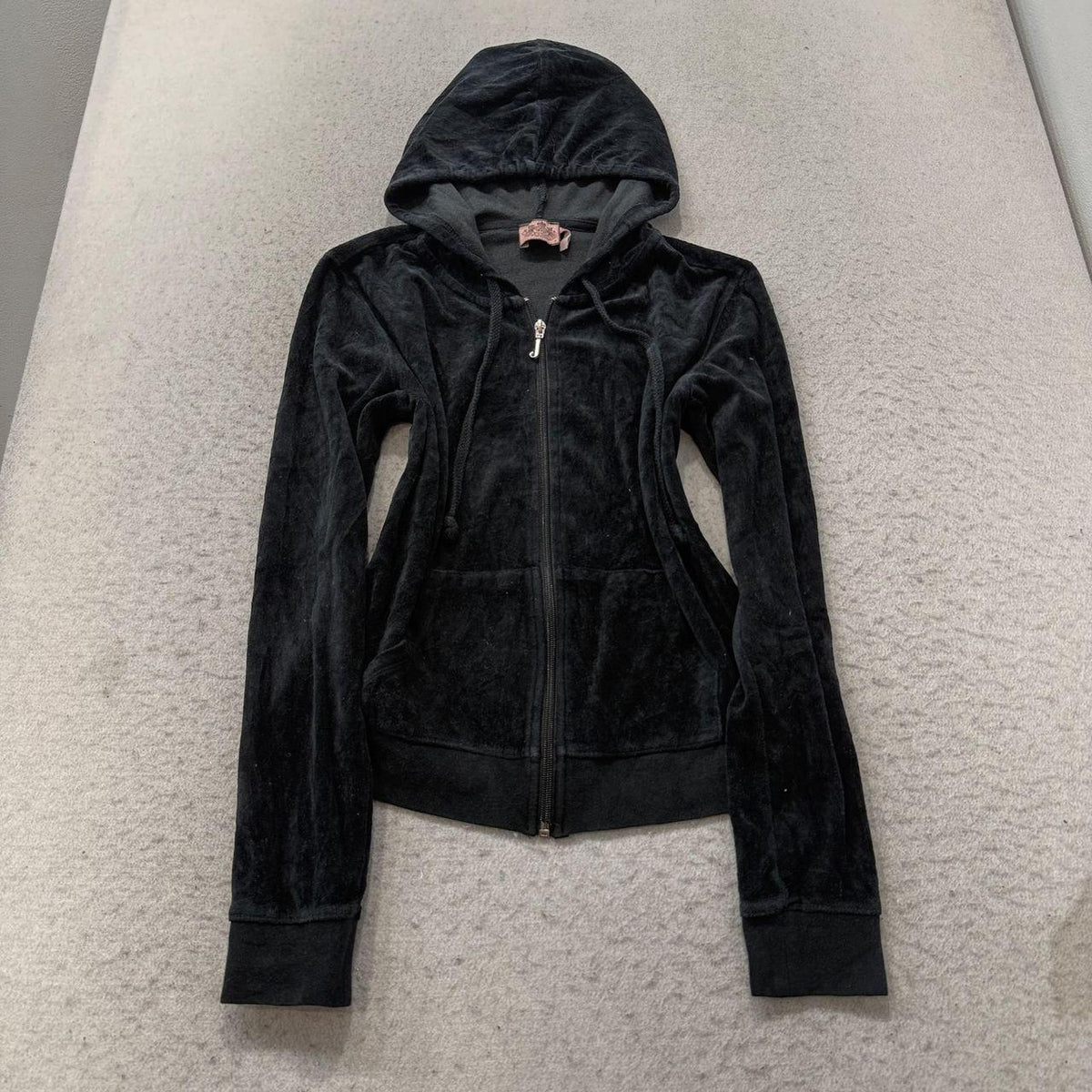 Vintage Y2K 2000's Women's Juicy Couture Black Velour Boxy Zip Up Hoodie
