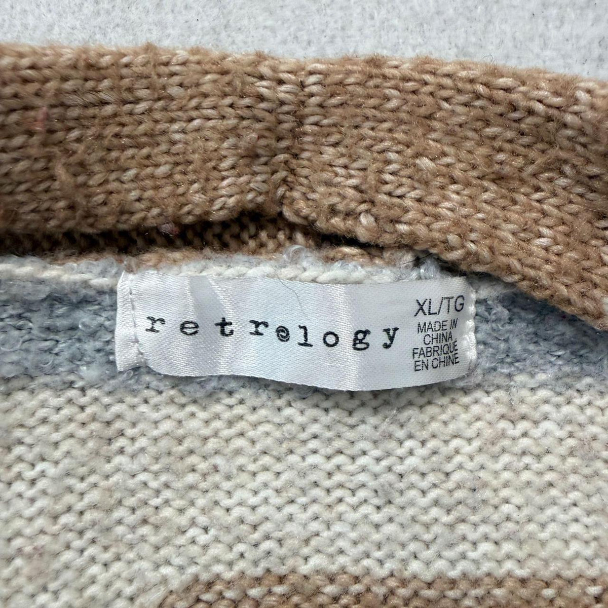 Vintage Y2K 2000's Women's Oversized Striped Knit Cardigan