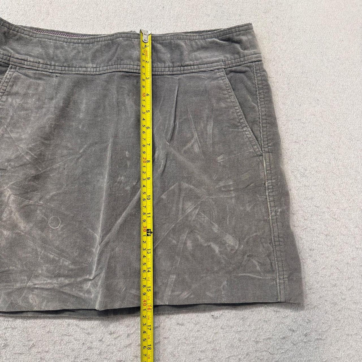 Vintage Y2K 2000's Banana Republic Grey Faded Corduroy Jeans