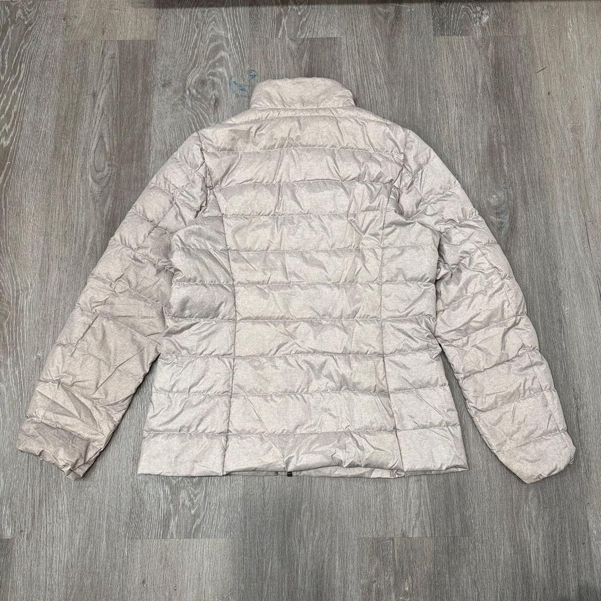 Vintage Y2K 2000's Women's Eddie Bauer Beige Boxy Puffer Jacket