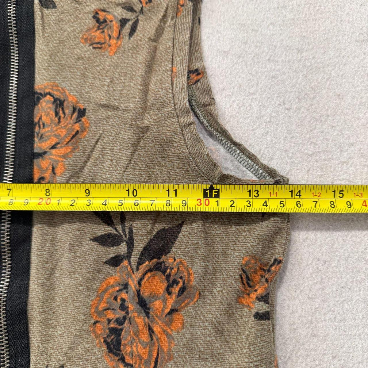 Vintage Y2K 2000's Vans Women's Sage Green Floral Graphic Flare Dress