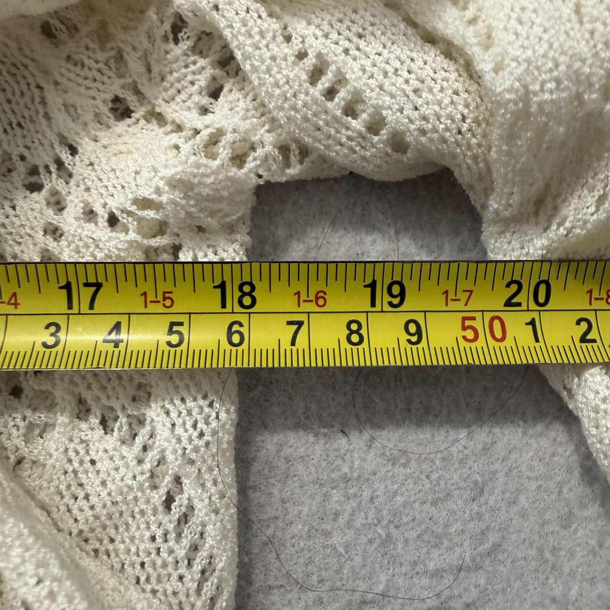 Vintage Y2K 2000's Women's Oversized Cream Lace Cardigan