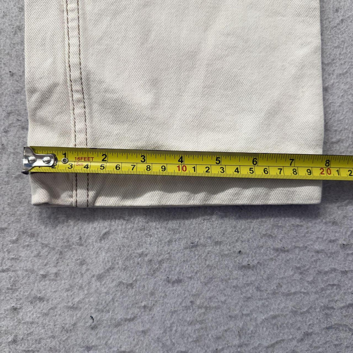 Vintage Y2K 2000's Pacsun Cream Baggy Cargo Pants