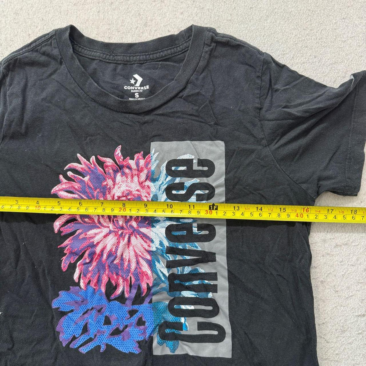 Vintage Y2K 2000's Women's Converse Black Graphic Tee