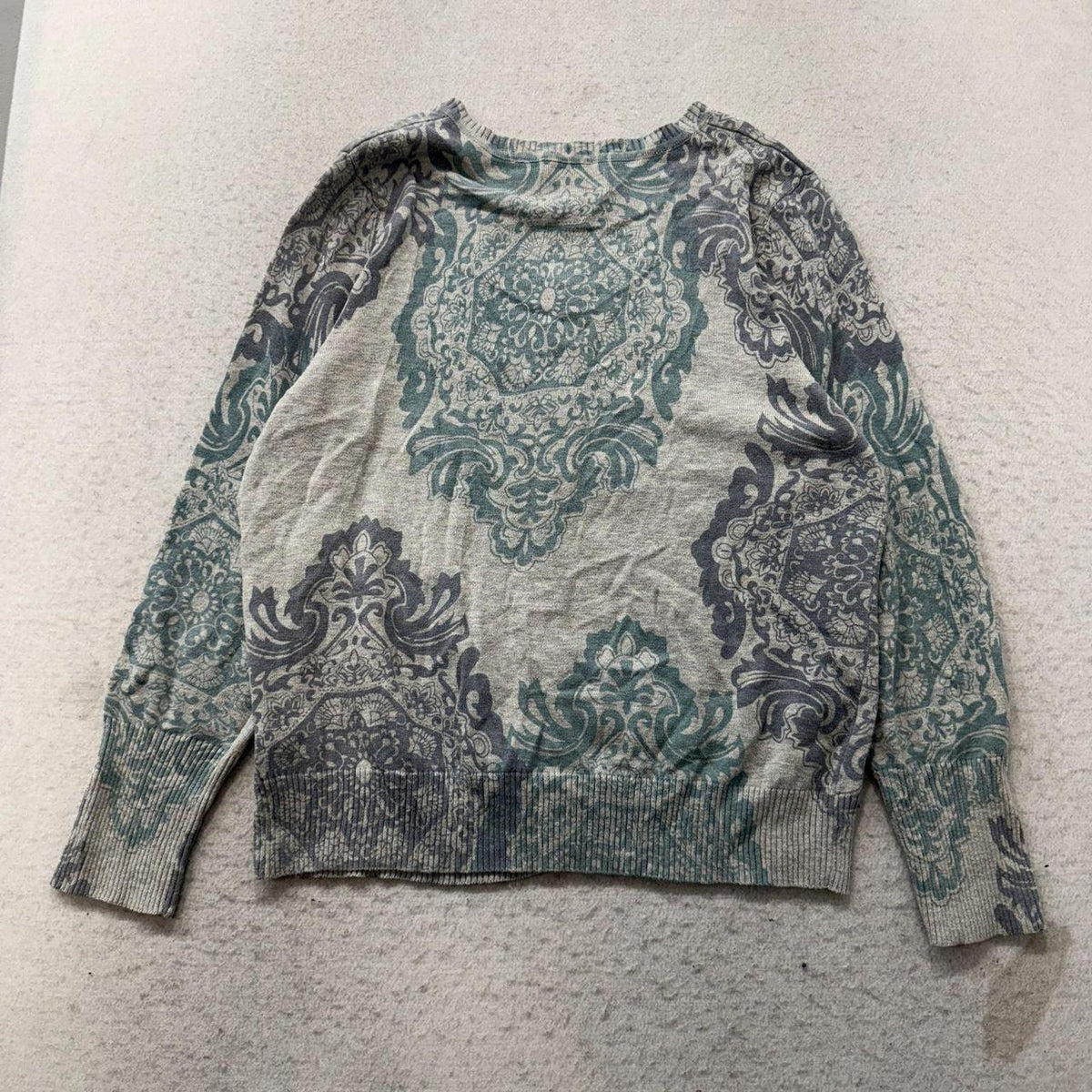 Vintage Y2K 2000's Women's Sonoma Grey Boxy Damask Floral Cardigan