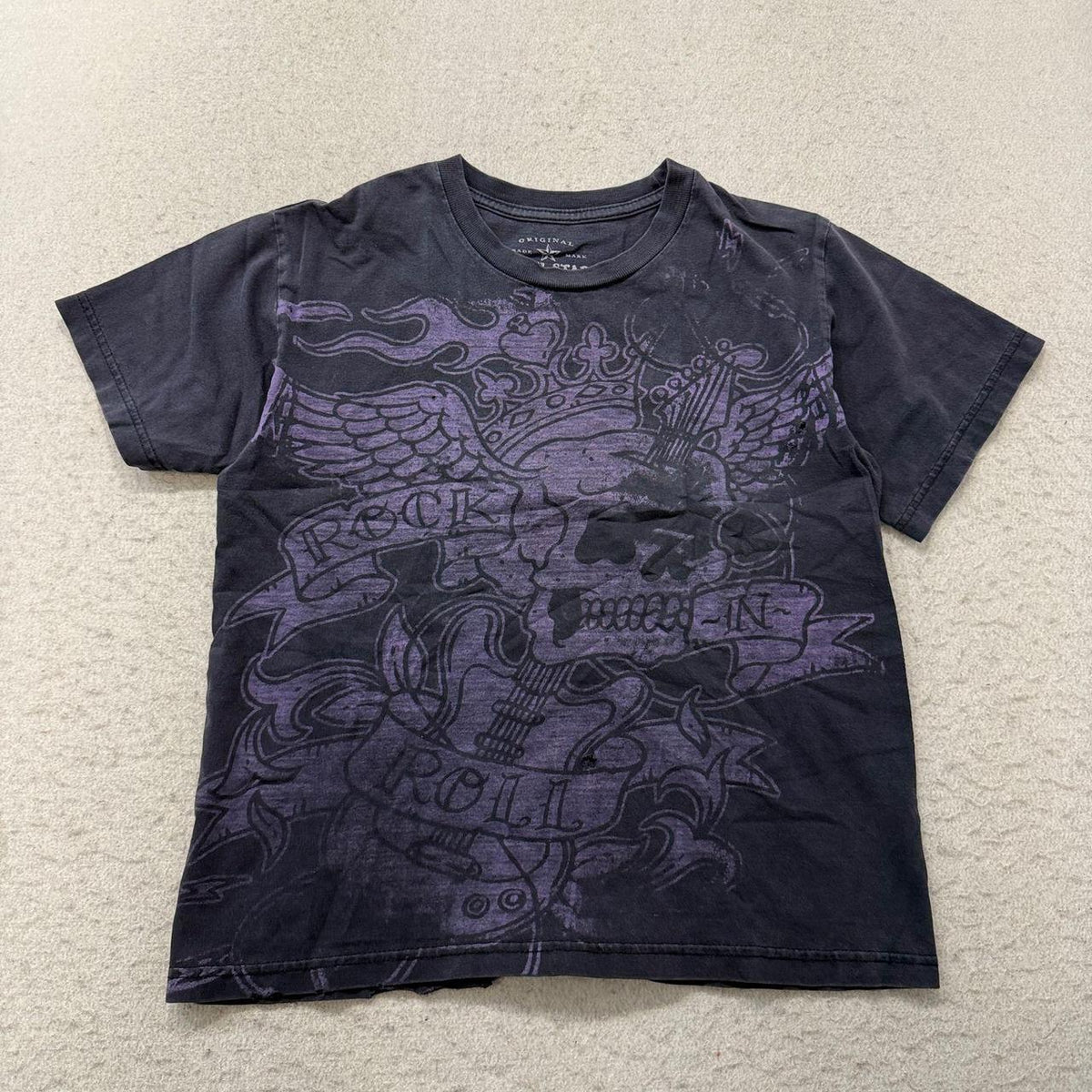 Vintage Y2K 2000's Grey Star Faded Grunge Skull Graphic Tee