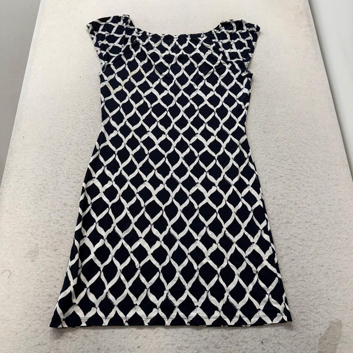Vintage Y2K 2000's Liz Claiborne Women's Navy Geometric Print Cap Sleeve Dress